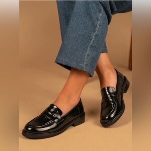 Bocage Ally black patent leather loafer